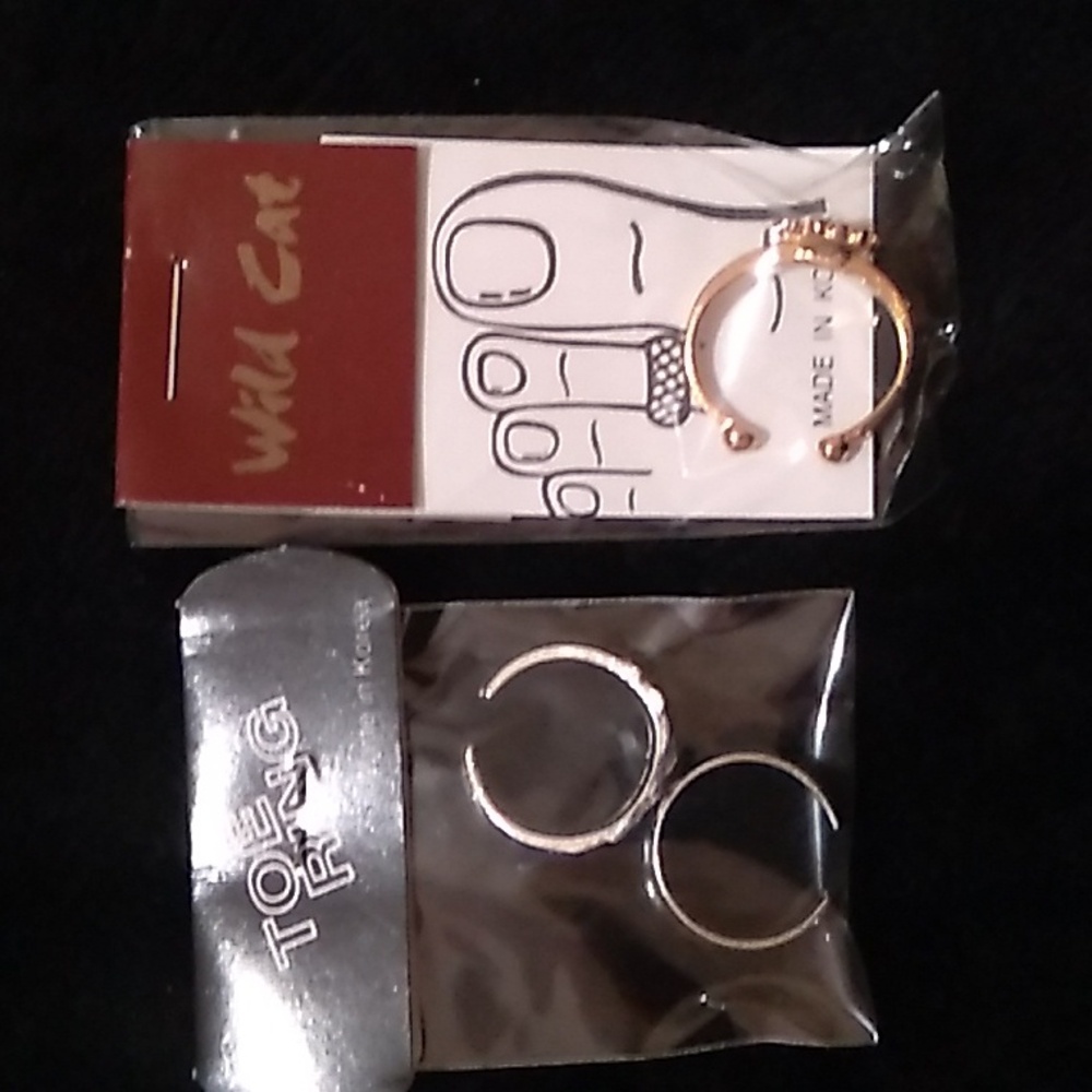 Toe rings 3 pairs ( 1- silver tone elephants,1-silver solid tone,1-gold flower